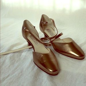 Ballroom dance shoes (Werner Kern)